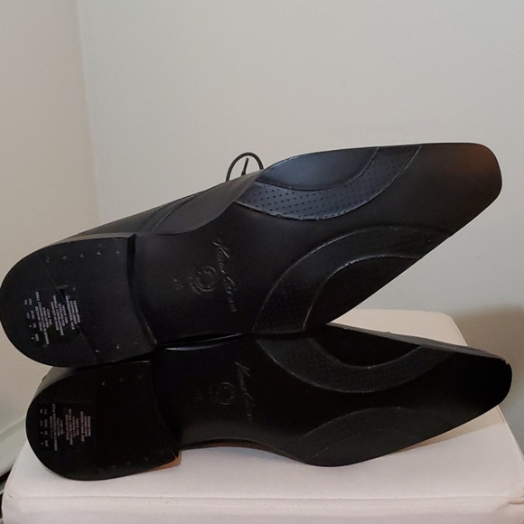 Kenneth Cole dress shoes - Picture 4 of 5